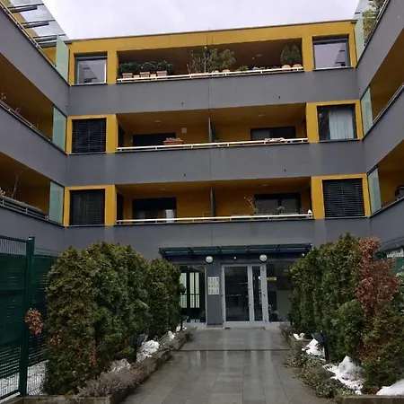 Spadeluks Apartment *